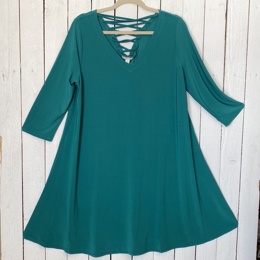 Cato Dress - Picture 2 of 7